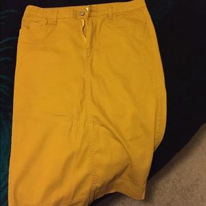 Jade Mackenzie mustard jean skirt